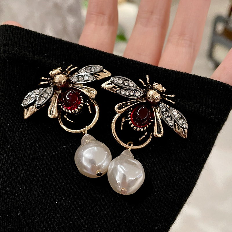 Vintage Fashion Bug - Vintage Bug Insect Dangle Earrings with