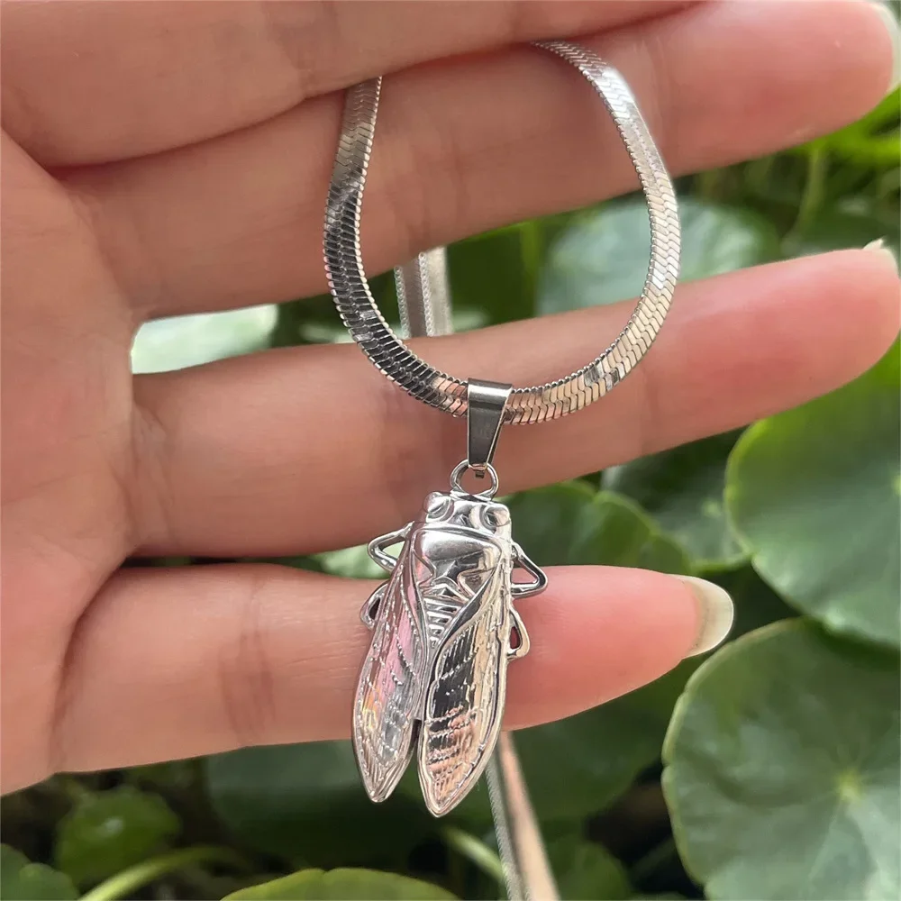 Stainless Steel Big Cicada Ant - Vintage Fashion Bug ulasan dan harga