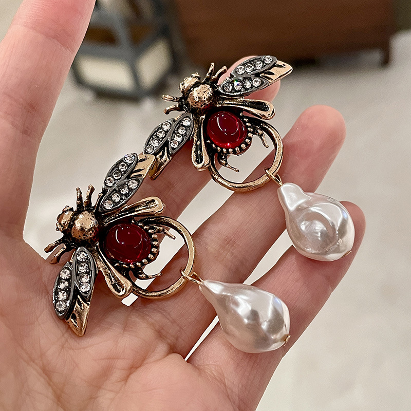 Vintage Bug Insect Dangle Earr - Vintage Fashion Bug ulasan dan harga